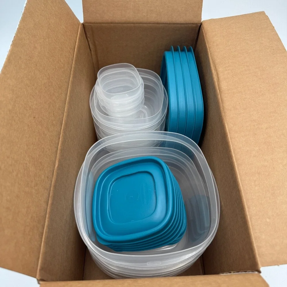 Rubbermaid Easy Find Lids 24 Piece Special Edition Color Food Storage Set NIB